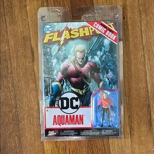 DC Flashpoint Aquaman Figure with Comic